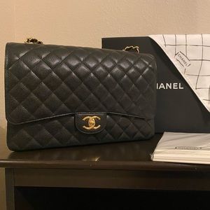 BNWT Authentic CHANEL Maxi Caviar Double Flap Bag